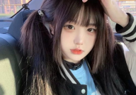 12号小姐姐照片高清,青春活力，魅力四溢